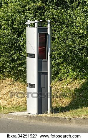 Saule mit Infrarotkamera zur Geschwindigkeitskontrolle im Strassenverkehr, Hessen, Deutschland, Europa View Large Photo Image Stock Photo - Saule mit Infrarotkamera zur Geschwindigkeitskontrolle im Strassenverkehr, Hessen, Deutschland, Europa. Fotosearch