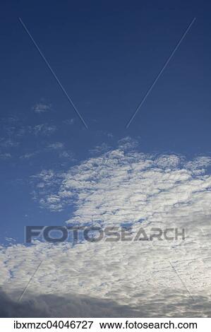 Schafchenwolken, Wolkendecke, Cirrocumulus View Large Photo Image Stock Photo - Schafchenwolken, Wolkendecke, Cirrocumulus. Fotosearch