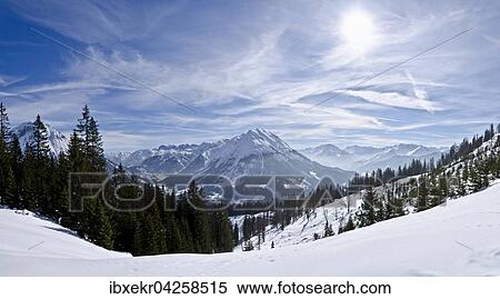 Schneelandschaft mit Bergen, Guffertspitze und Hinterunnutz, Rofangebirge, Tirol, Osterreich, Europa View Large Photo Image Stock Photography - Schneelandschaft mit Bergen, Guffertspitze und Hinterunnutz, Rofangebirge, Tirol, Osterreich, Europa. Fotosearch