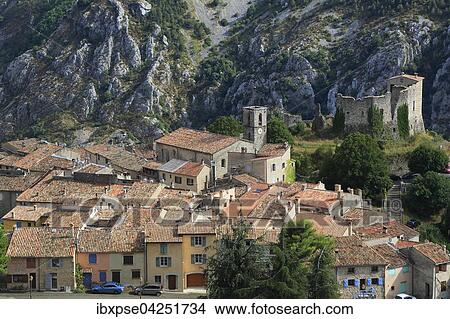 Sicht auf Greolieres, Departement Alpes Maritimes, Region Provence-Alpes-Cote d'Azur, Frankreich, Europa View Large Photo Image Picture - Sicht auf Greolieres, Departement Alpes Maritimes, Region Provence-Alpes-Cote d'Azur, Frankreich, Europa. Fotosearch