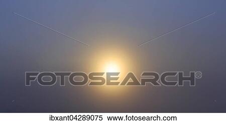 Sonne dringt durch Nebel, Mitternachtssonne, Kommune Nordkap, Mageroya, Finnmark, Norwegen, Europa View Large Photo Image Stock Photography - Sonne dringt durch Nebel, Mitternachtssonne, Kommune Nordkap, Mageroya, Finnmark, Norwegen, Europa. Fotosearch