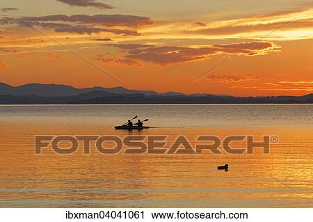Sonnenuntergang am Chiemsee, bei Chieming, Chiemgau, Oberbayern, Bayern, Deutschland, Europa View Large Photo Image Stock Image - Sonnenuntergang am Chiemsee, bei Chieming, Chiemgau, Oberbayern, Bayern, Deutschland, Europa. Fotosearch