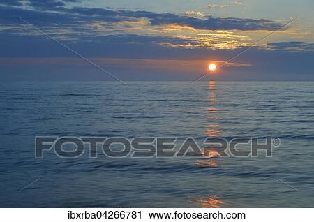 Sonnenuntergang an der Ostsee, Vorpommersche Boddenlandschaft, Mecklenburg-Vorpommern, Deutschland, Europa View Large Photo Image Stock Image - Sonnenuntergang an der Ostsee, Vorpommersche Boddenlandschaft, Mecklenburg-Vorpommern, Deutschland, Europa. Fotosearch