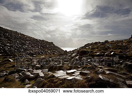 Steinlandschaft, bei Slieve League oder Sliabh Liag, County Donegal, Irland, Europa View Large Photo Image Stock Image - Steinlandschaft, bei Slieve League oder Sliabh Liag, County Donegal, Irland, Europa. Fotosearch