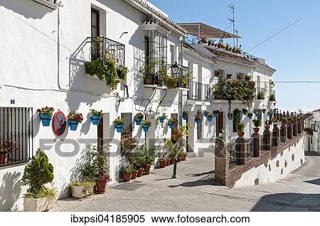 Strasse Calle Muro mit weiss getunchten Hausern, Mijas Pueblo, Andalusien, Spanien, Europa View Large Photo Image Stock Photography - Strasse Calle Muro mit weiss getunchten Hausern, Mijas Pueblo, Andalusien, Spanien, Europa. Fotosearch