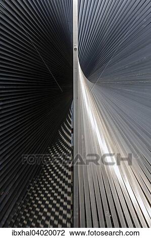 Stock Image - Strukturen in einem Metallelement. Fotosearch