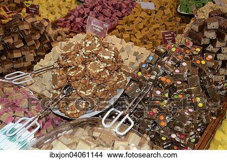 Sussigkeiten, Susswarenladen, International Street Market, Ystad, Schweden, Europa View Large Photo Image Picture - Sussigkeiten, Susswarenladen, International Street Market, Ystad, Schweden, Europa. Fotosearch