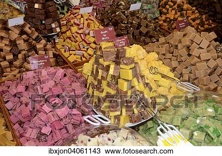 Sussigkeiten, Susswarenladen, International Street Market, Ystad, Schweden, Europa View Large Photo Image Stock Image - Sussigkeiten, Susswarenladen, International Street Market, Ystad, Schweden, Europa. Fotosearch