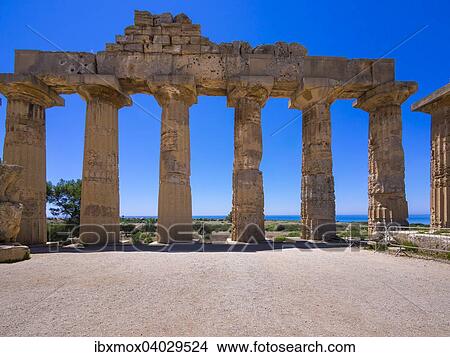 Picture - Tempel der Hera, Tempel E der Zeusgattin Hera, Juno, Selinunt, Marinella, Sizilien, Italien, Europa. Fotosearch