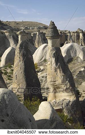 Tuffsteinformationen, Tal der Monche, Pasabagi, Provinz Nevsehir, Kappadokien, Turkei, Asien View Large Photo Image Stock Photo - Tuffsteinformationen, Tal der Monche, Pasabagi, Provinz Nevsehir, Kappadokien, Turkei, Asien. Fotosearch