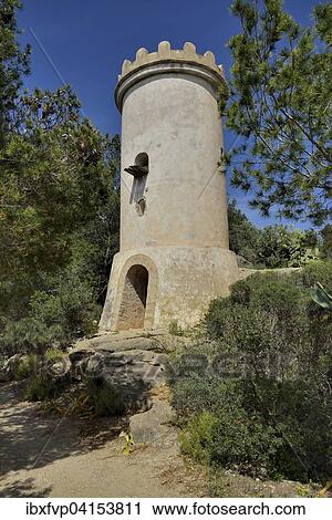 Stock Image - Turm auf der Dracheninsel, Sa Dragonera, Mallorca, Balearen, Spanien, Europa. Fotosearch