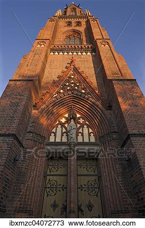 Turm der neugotischen Sankt Paulskirche, gebaut 1863-1869, Schwerin, Mecklenburg-Vorpommern, Deutschland, Europa View Large Photo Image Stock Image - Turm der neugotischen Sankt Paulskirche, gebaut 1863-1869, Schwerin, Mecklenburg-Vorpommern, Deutschland, Europa. Fotosearch