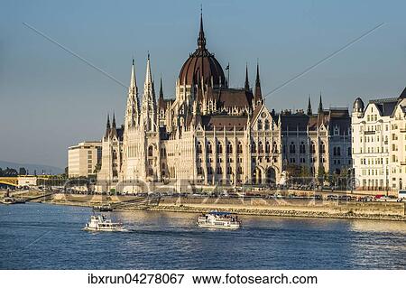 Ungarisches Parlamentgebaude am Ufer der Donau, Budapest, Ungarn, Europa View Large Photo Image Stock Photo - Ungarisches Parlamentgebaude am Ufer der Donau, Budapest, Ungarn, Europa. Fotosearch