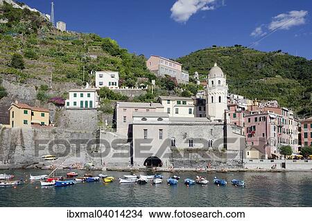 Picture - Vernazza, Cinque Terre, Rivera di Levante, Provinz La Spazia, Ligurien, Italien, Europa. Fotosearch