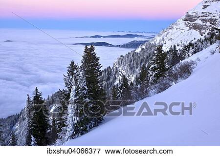 Stock Photo - Verschneite Winterlandschaft mit Aussicht auf den Zugerberg, Rigi Kulm, Kanton Schwyz, Schweiz, Europa. Fotosearch