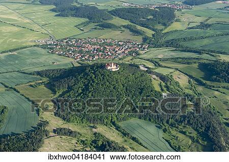 Veste Wachsenburg, hinten Holzhausen, Thuringen, Deutschland, Europa View Large Photo Image Stock Image - Veste Wachsenburg, hinten Holzhausen, Thuringen, Deutschland, Europa. Fotosearch