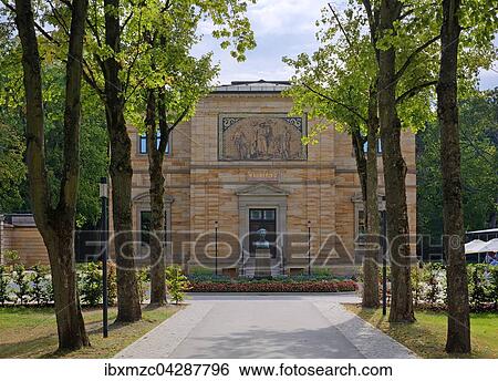 Villa Wahnfried, Wohnhaus von Richard Wagner, 1813? Çô1883, vorne die Buste Ludwigs II., Bayreuth, Oberfranken, Bayern, Deutschland, Europa View Large Photo Image Stock Photograph - Villa Wahnfried, Wohnhaus von Richard Wagner, 1813? Çô1883, vorne die Buste Ludwigs II., Bayreuth, Oberfranken, Bayern, Deutschland, Europa. Fotosearch