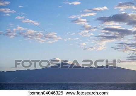 Stock Photography - Vulkan Pico del Teide, Teneriffa, Kanarische Inseln, Spanien, Europa. Fotosearch