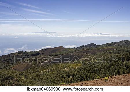 Vulkanlandschaft an der Ruta de los Volcanes, dahinter Insel Teneriffa mit Teide und Insel El Hierro, Naturpark Cumbre Vieja, La Palma, Kanarische Inseln, Spanien, Europa View Large Photo Image Stock Image - Vulkanlandschaft an der Ruta de los Volcanes, dahinter Insel Teneriffa mit Teide und Insel El Hierro, Naturpark Cumbre Vieja, La Palma, Kanarische Inseln, Spanien, Europa. Fotosearch