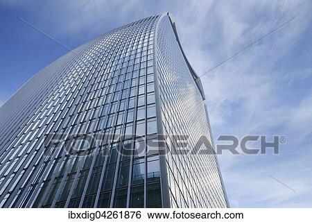 Walkie Talkie-Hochhaus, auch 20 Fenchurch Street, London, Grossbritannien, Europa View Large Photo Image Stock Photograph - Walkie Talkie-Hochhaus, auch 20 Fenchurch Street, London, Grossbritannien, Europa. Fotosearch