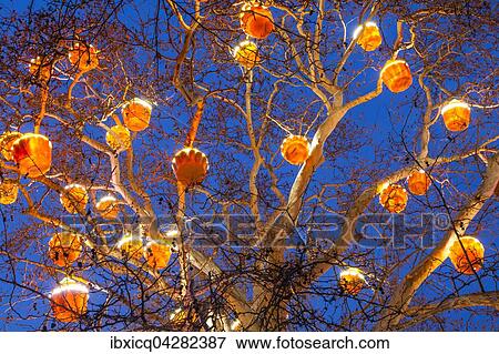 Weihnachtsdekoration, Christkindlmarkt, Rathausplatz, Wien, Osterreich, Europa View Large Photo Image Stock Photo - Weihnachtsdekoration, Christkindlmarkt, Rathausplatz, Wien, Osterreich, Europa. Fotosearch