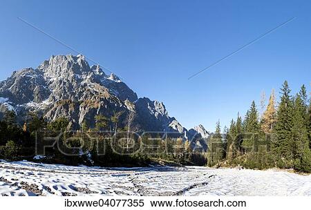 Wimbachtal mit Hochkaltergebirge, Hochkalter, Wimbachgries, Nationalpark Berchtesgaden, Berchtesgadener Land, Bayern, Deutschland, Europa View Large Photo Image Stock Photography - Wimbachtal mit Hochkaltergebirge, Hochkalter, Wimbachgries, Nationalpark Berchtesgaden, Berchtesgadener Land, Bayern, Deutschland, Europa. Fotosearch