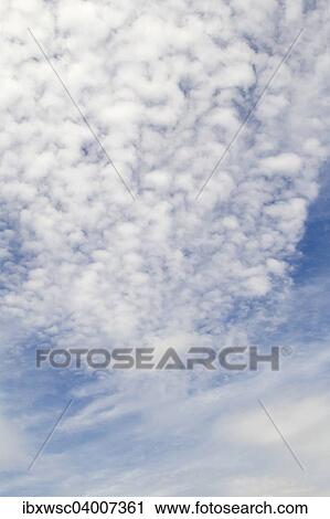 Stock Image - Wolkenhimmel. Fotosearch