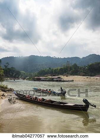 Stock Photo - Boats on Tembeling River, rainforest, jungle, Kuala Tahan, Taman Negara, Malaysia, Asia. Fotosearch