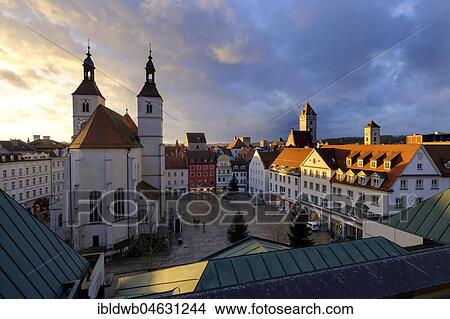 City view with Neupfarrkirche, Neupfarrplatz, Regensburg, Upper Palatinate, Bavaria, Germany, Europe View Large Photo Image Picture - City view with Neupfarrkirche, Neupfarrplatz, Regensburg, Upper Palatinate, Bavaria, Germany, Europe. Fotosearch