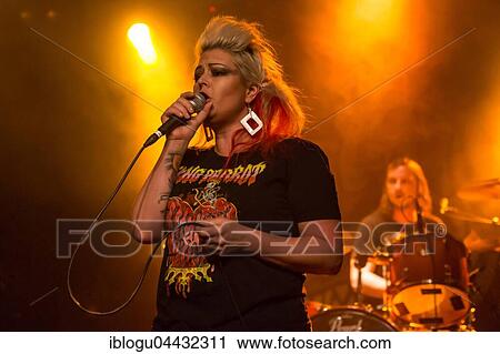 Stock Image - Dallas Frasca, singer and front woman of the Australian rock band Dallas Frasca live in the Schüür Lucerne, Switzerland, Europe. Fotosearch