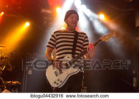 Dave Fortman, guitarist of the US-American hard rock band Ugly Kid Joe live at the Schüür Lucerne, Switzerland, Europe View Large Photo Image Stock Photograph - Dave Fortman, guitarist of the US-American hard rock band Ugly Kid Joe live at the Schüür Lucerne, Switzerland, Europe. Fotosearch