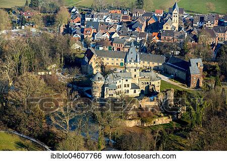 Hülchrath moated castle, Grevenbroich, Rhineland, North Rhine-Westphalia, Germany, Europe View Large Photo Image Stock Photograph - Hülchrath moated castle, Grevenbroich, Rhineland, North Rhine-Westphalia, Germany, Europe. Fotosearch