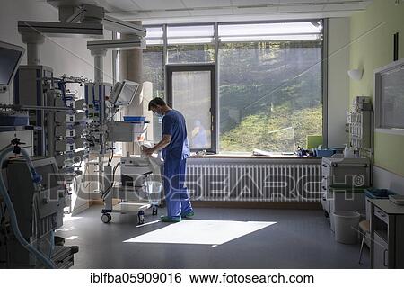 Stock Photograph - Intensive care unit for Covid patients, Agatharied Hospital, Agatharied, Bavaria, Germany, Europe. Fotosearch