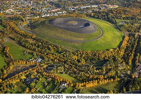 Stock Image - Mottbruchhalde heap, Gladbeck, Ruhr district, North Rhine-Westphalia, Germany, Europe. Fotosearch