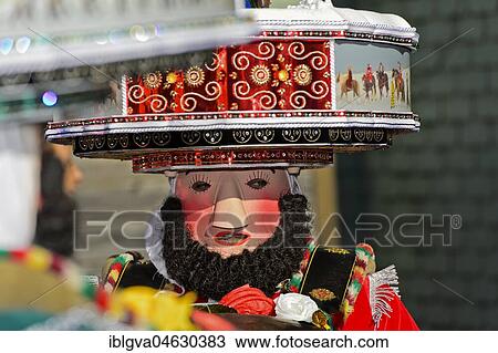 Stock Image - Portrait, Schellenklaus New Year's Eve louse on the Old New Year's Eve, Urnäsch, Canton Appenzell Ausserrhoden, Switzerland, Europe. Fotosearch