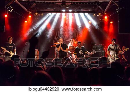 Stock Image - The US-American hard rock band Ugly Kid Joe live in the Schüür Lucerne, Switzerland vocals, Whitfield Crane guitar, Klaus Eichstadt drumset, Shannon Larkin guitar, Dave Fortman electric bass, Cordell Crockett. Fotosearch