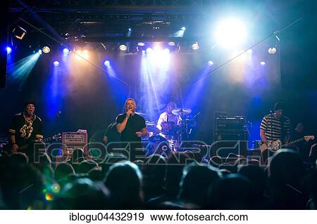 Stock Photo - The US-American hard rock band Ugly Kid Joe live in the Schüür Lucerne, Switzerland vocals, Whitfield Crane guitar, Klaus Eichstadt drumset, Shannon Larkin guitar, Dave Fortman electric bass, Cordell Crockett. Fotosearch