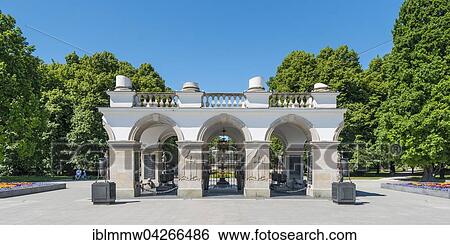 Stock Photograph - Tomb of the Unknown Soldier, Pilsudski Square, historic centre, Warsaw, Mazovia Province, Poland, Europe. Fotosearch