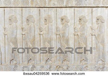 Antikes Relief der Achameniden, Soldaten der unsterblichen Garde mit Lanzen, Apadana, Palast, archaologische Ausgrabungsstatte, altpersische Residenzstadt Persepolis, UNESCO Weltkulturerbe, Provinz Fars, Iran View Large Photo Image Stock Photograph - Antikes Relief der Achameniden, Soldaten der unsterblichen Garde mit Lanzen, Apadana, Palast, archaologische Ausgrabungsstatte, altpersische Residenzstadt Persepolis, UNESCO Weltkulturerbe, Provinz Fars, Iran. Fotosearch