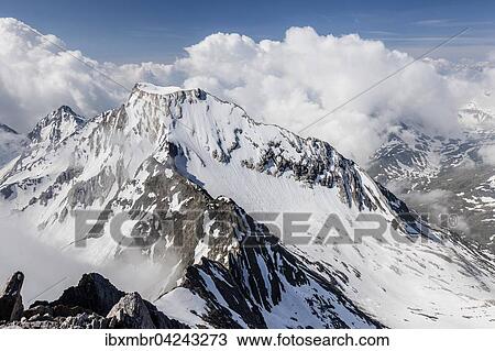 Ausblick vom Gipfel der Hohen Weissen zwischen dem Pfossental und dem Pfelderertal auf Lodner, Schnalstal, Meraner Land, Sudtirol, Trentino-Sudtirol, Alpen, Italien, Europa View Large Photo Image Stock Image - Ausblick vom Gipfel der Hohen Weissen zwischen dem Pfossental und dem Pfelderertal auf Lodner, Schnalstal, Meraner Land, Sudtirol, Trentino-Sudtirol, Alpen, Italien, Europa. Fotosearch