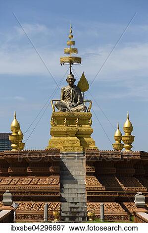 Bronze-Statue von Monch Hun Sen Park Chuon Nat am Neak Banh Teuk Park, Phnom Penh, Kambodscha, Asien View Large Photo Image Stock Photo - Bronze-Statue von Monch Hun Sen Park Chuon Nat am Neak Banh Teuk Park, Phnom Penh, Kambodscha, Asien. Fotosearch