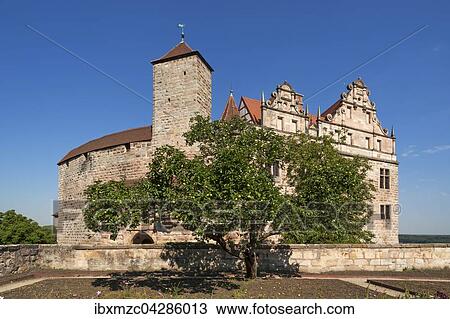 Stock Image - Burg Cadolzburg, Cadolzburg, Mittelfranken, Bayern, Deutschland, Europa. Fotosearch