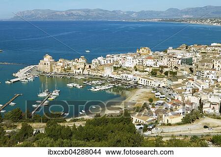 Castellammare del Golfo, Provinz Trapani, Sizilien, Italien, Europa View Large Photo Image Picture - Castellammare del Golfo, Provinz Trapani, Sizilien, Italien, Europa. Fotosearch