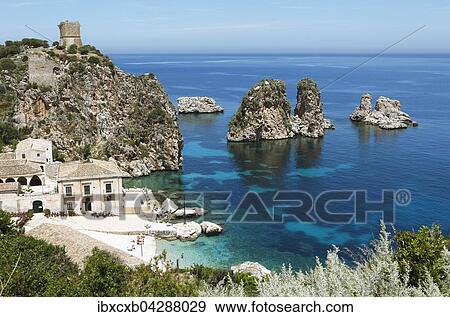 Castellammare del Golfo, Provinz Trapani, Sizilien, Italien, Europa View Large Photo Image Stock Photo - Castellammare del Golfo, Provinz Trapani, Sizilien, Italien, Europa. Fotosearch