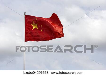 Chinesische Flagge, China Fahne weht im Wind View Large Photo Image Stock Photo - Chinesische Flagge, China Fahne weht im Wind. Fotosearch