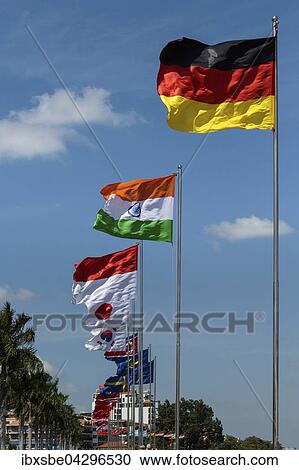 Deutsche, Indische, Indonesische, Japanische und koreanische Flaggen am Sisowath Quay, Phnom Penh, Kambodscha, Asien View Large Photo Image Stock Image - Deutsche, Indische, Indonesische, Japanische und koreanische Flaggen am Sisowath Quay, Phnom Penh, Kambodscha, Asien. Fotosearch