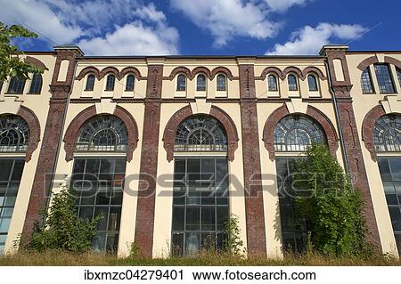 Stock Image - Ehemalige Fabrik, heute Ausstellungshalle, Pomologische Gartenstrasse, Gorlitz, Oberlausitz, Sachsen, Deutschland, Europa. Fotosearch