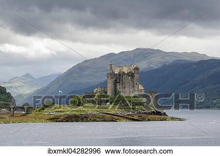 Eilean Donan Castle bei Dornie, Western Ross, Highlands, Schottland, Grossbritannien, Europa View Large Photo Image Stock Photograph - Eilean Donan Castle bei Dornie, Western Ross, Highlands, Schottland, Grossbritannien, Europa. Fotosearch