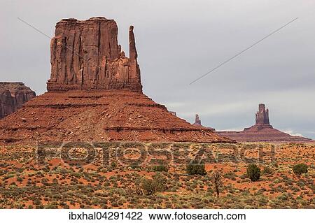 Felsformationen, vorne links West Mitten Butte, hinten rechts Stagecoach, Monument Valley Navajo Tribal Park, Arizona, USA, Nordamerika View Large Photo Image Stock Image - Felsformationen, vorne links West Mitten Butte, hinten rechts Stagecoach, Monument Valley Navajo Tribal Park, Arizona, USA, Nordamerika. Fotosearch