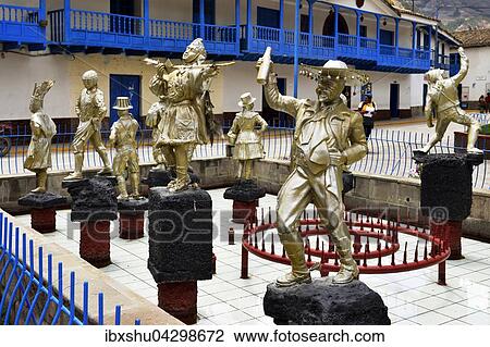 Hauptplatz mit tanzenden Figuren, Symbol fur das Virgen del Carmen Festival, Paucartambo, Provinz Cusco, Peru, Sudamerika View Large Photo Image Stock Image - Hauptplatz mit tanzenden Figuren, Symbol fur das Virgen del Carmen Festival, Paucartambo, Provinz Cusco, Peru, Sudamerika. Fotosearch